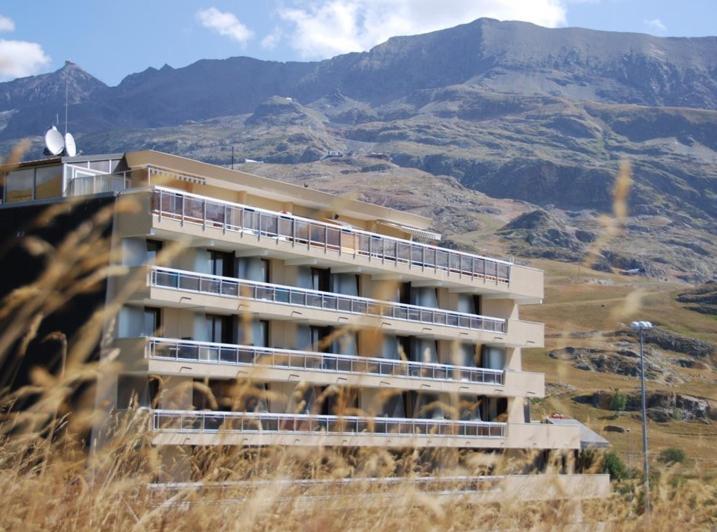 Hotel Le Dome Alpe d'Huez Eksteriør billede