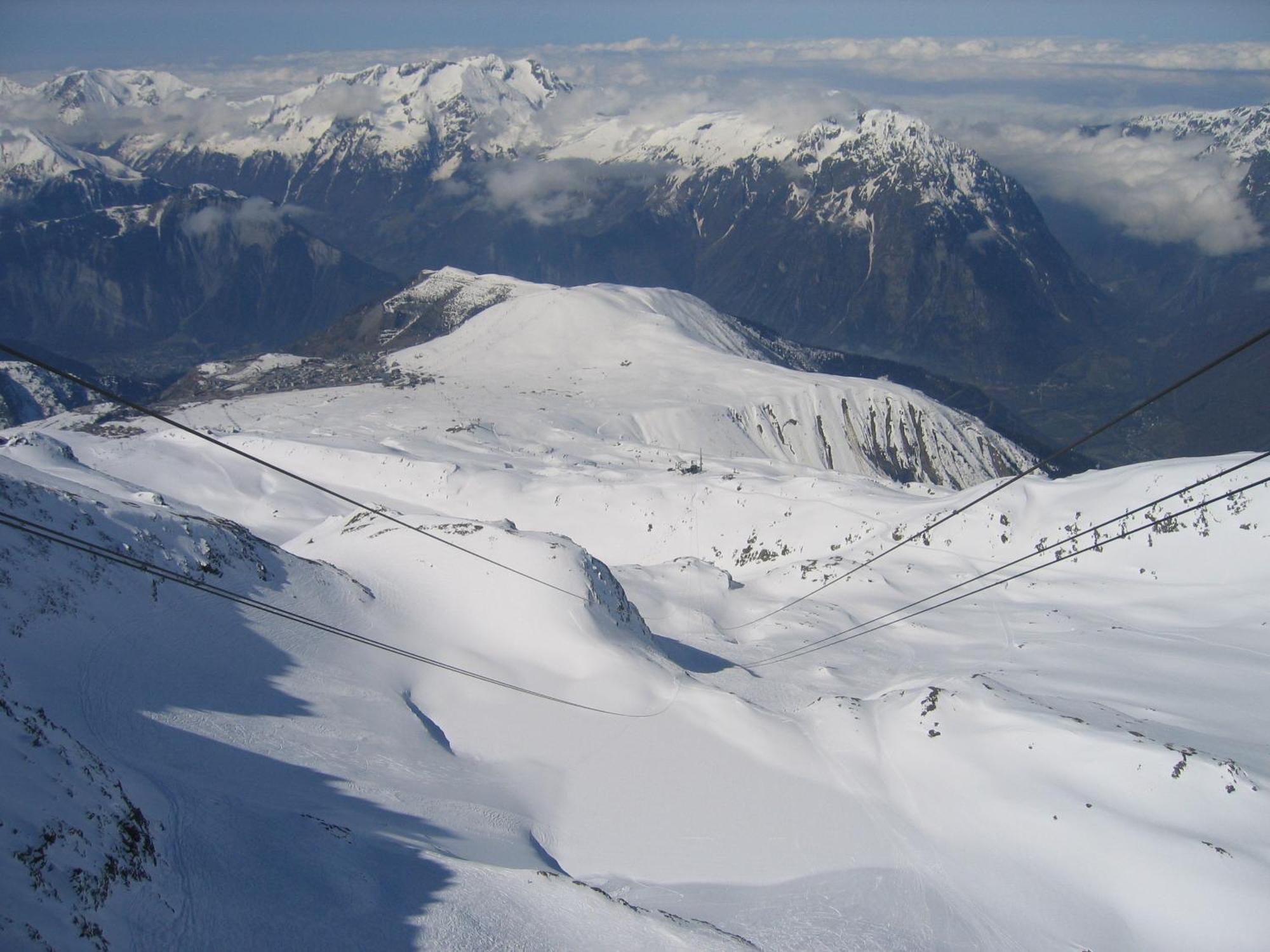 Hotel Le Dome Alpe d'Huez Eksteriør billede