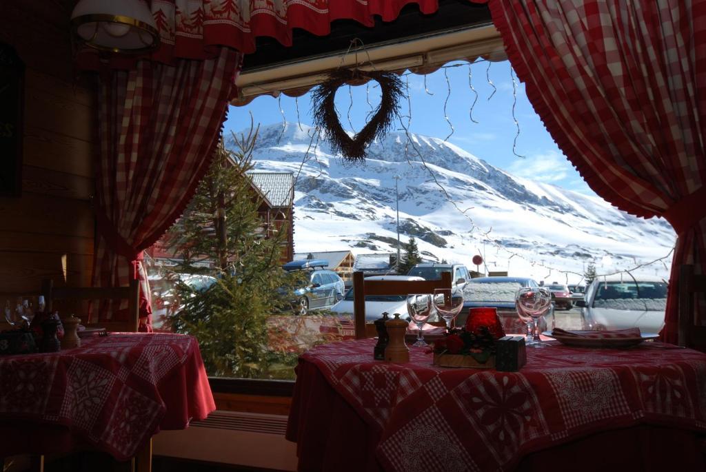 Hotel Le Dome Alpe d'Huez Eksteriør billede